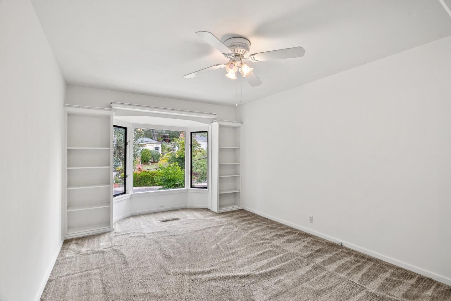 Detail Gallery Image 10 of 54 For 2825 Hopkins Ave, Redwood City,  CA 94062 - 5 Beds | 3/1 Baths