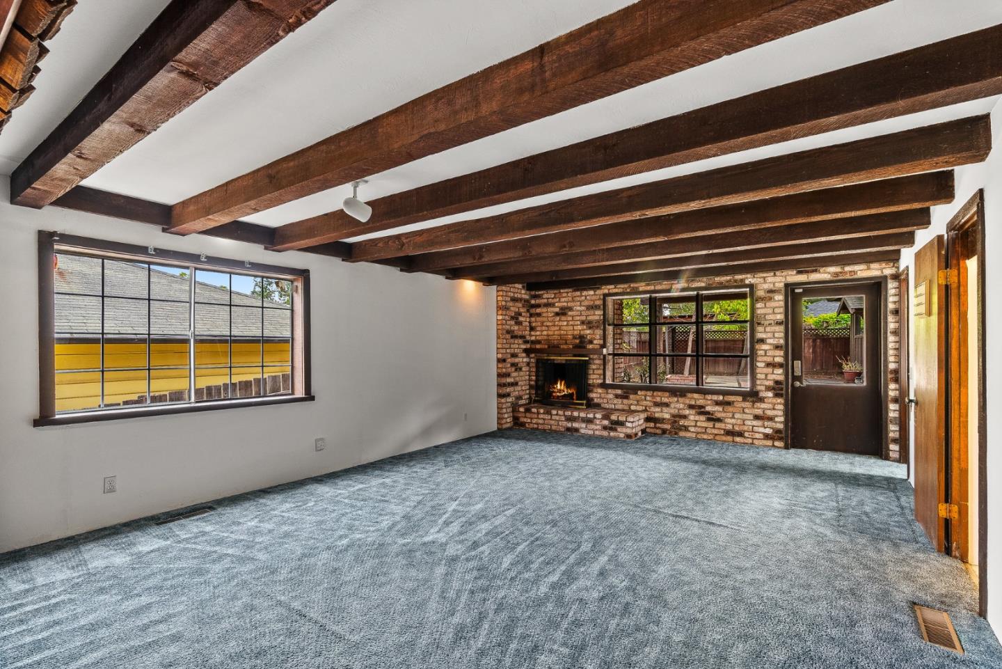 Detail Gallery Image 19 of 54 For 2825 Hopkins Ave, Redwood City,  CA 94062 - 5 Beds | 3/1 Baths