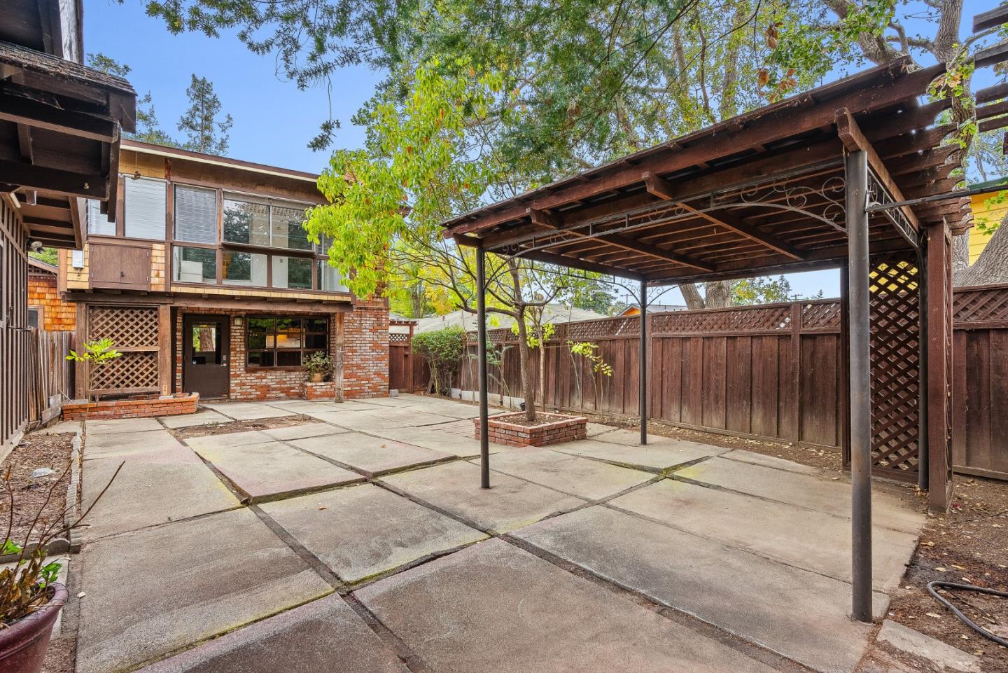 Detail Gallery Image 41 of 54 For 2825 Hopkins Ave, Redwood City,  CA 94062 - 5 Beds | 3/1 Baths