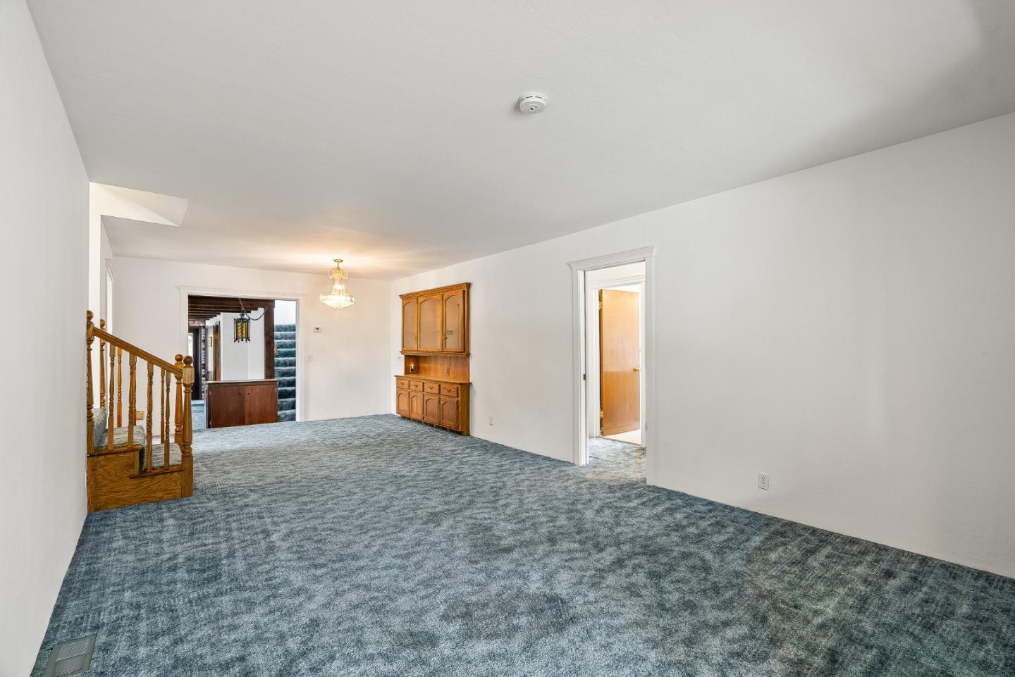 Detail Gallery Image 6 of 54 For 2825 Hopkins Ave, Redwood City,  CA 94062 - 5 Beds | 3/1 Baths