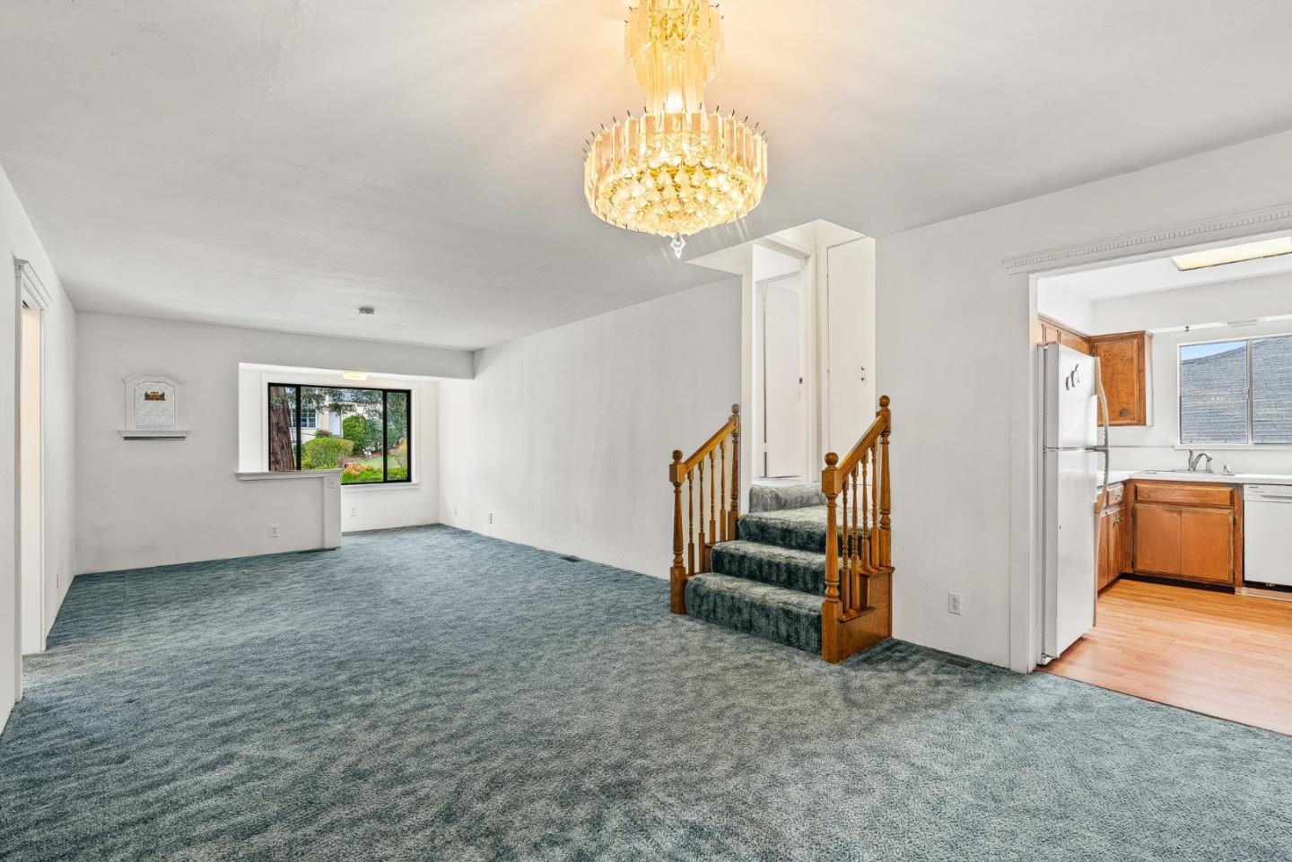 Detail Gallery Image 8 of 54 For 2825 Hopkins Ave, Redwood City,  CA 94062 - 5 Beds | 3/1 Baths