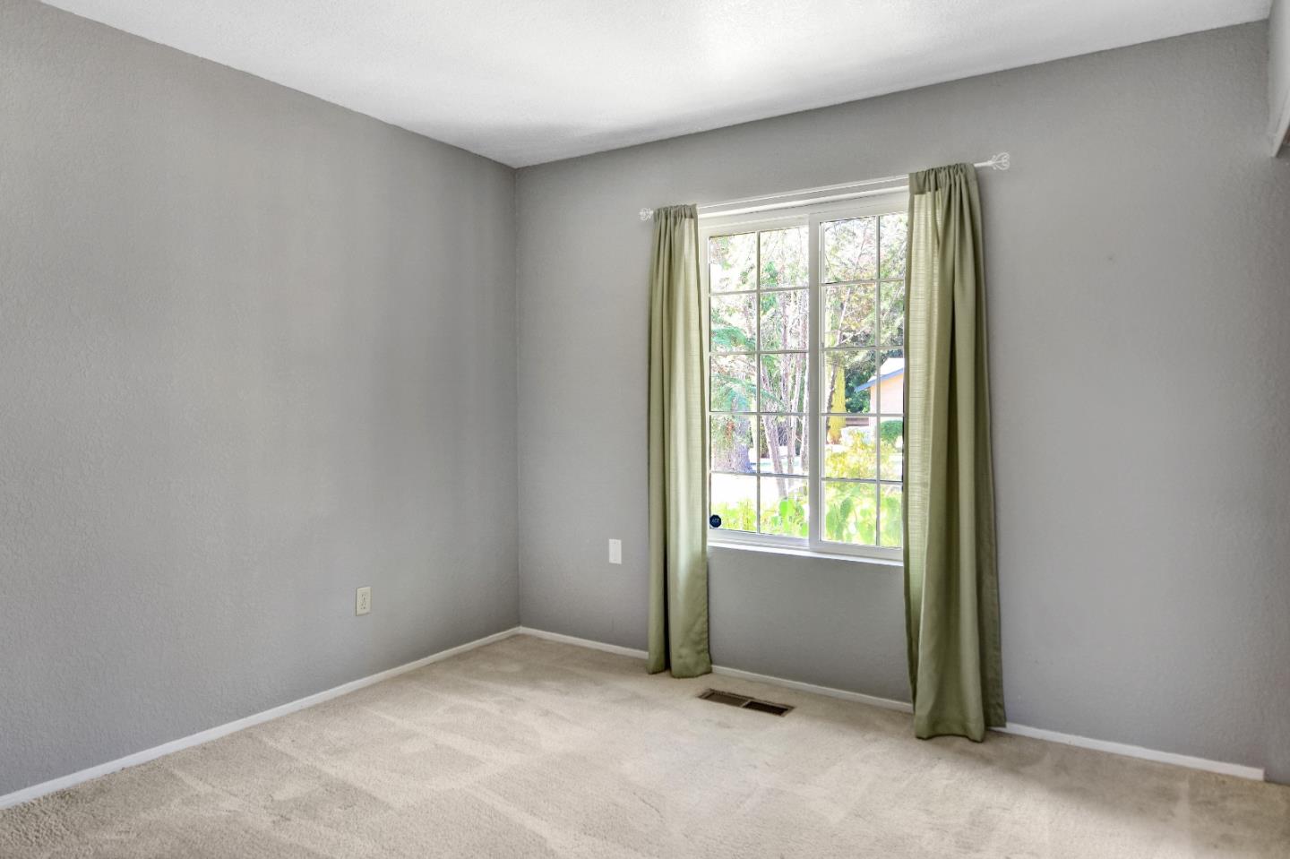 Detail Gallery Image 18 of 30 For 150 El Portola Dr, Sonoma,  CA 95476 - 3 Beds | 2 Baths