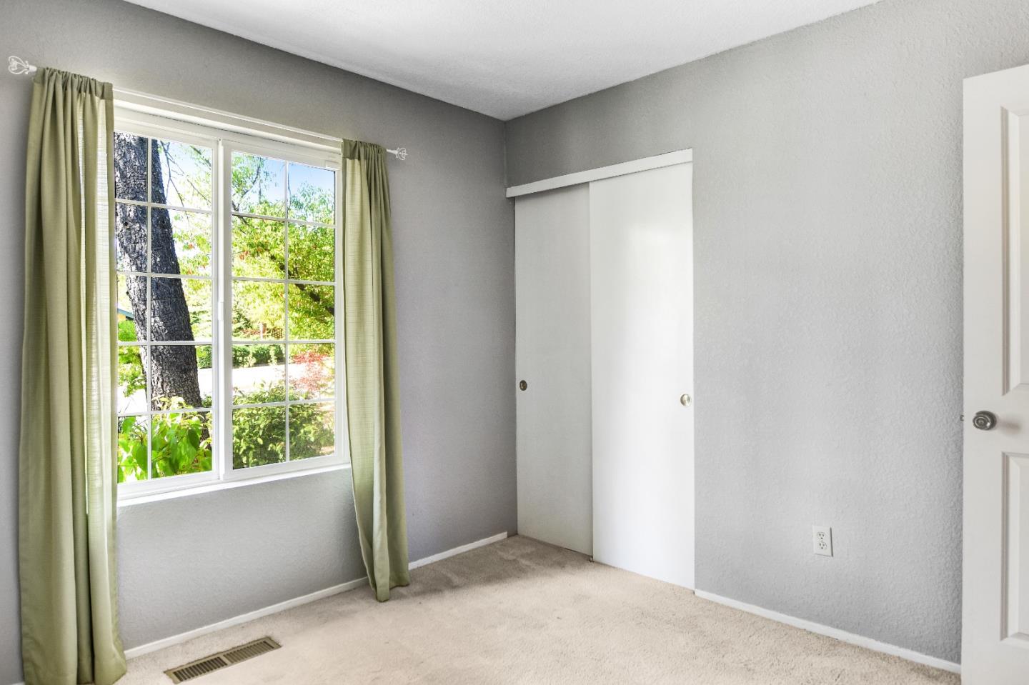 Detail Gallery Image 19 of 30 For 150 El Portola Dr, Sonoma,  CA 95476 - 3 Beds | 2 Baths