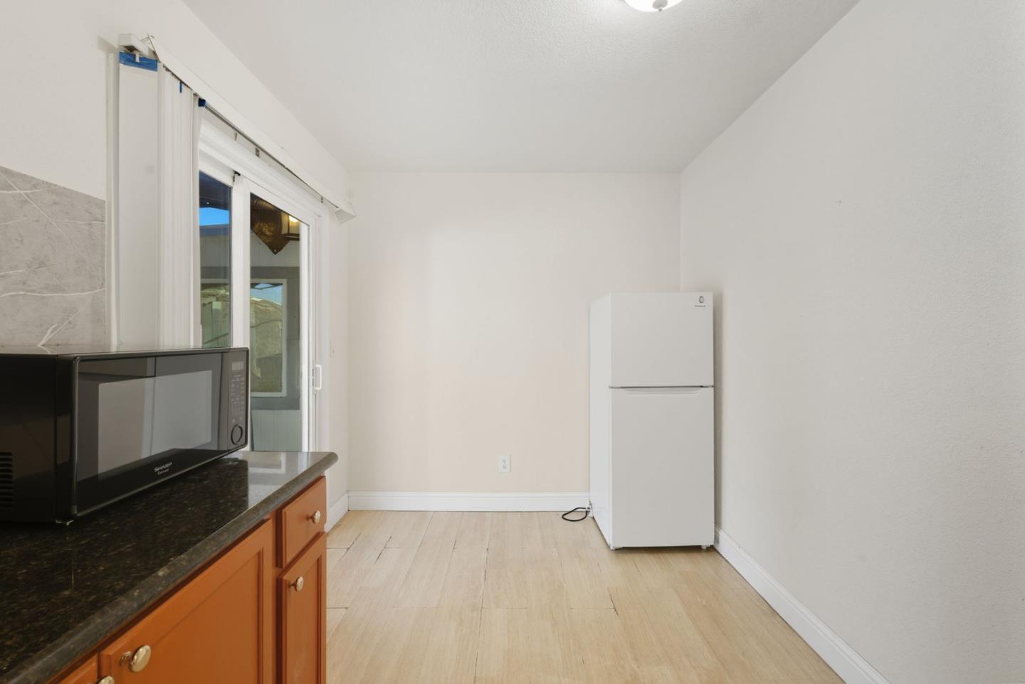 Detail Gallery Image 13 of 48 For 1829 Lavonne Ave, San Jose,  CA 95116 - 3 Beds | 2 Baths