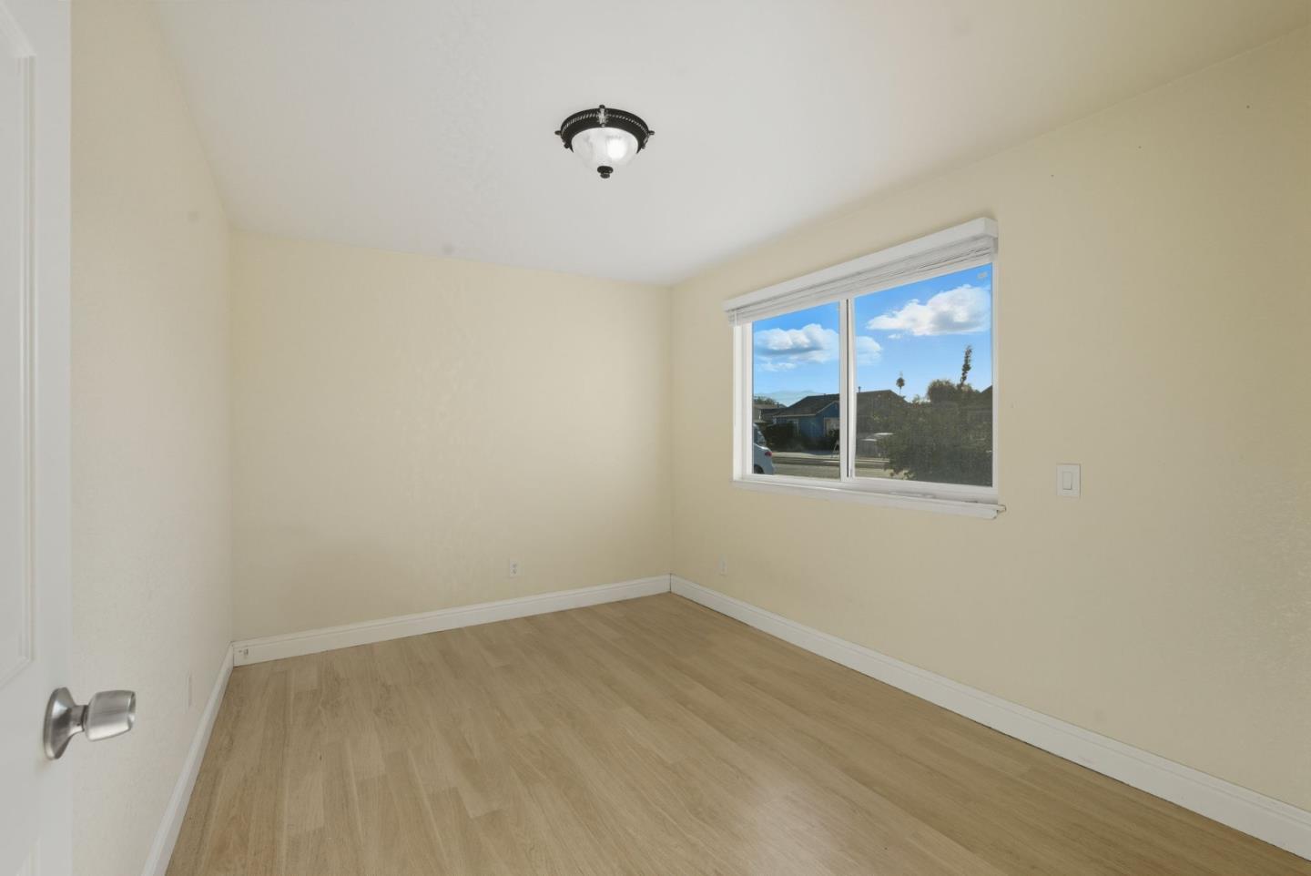 Detail Gallery Image 17 of 48 For 1829 Lavonne Ave, San Jose,  CA 95116 - 3 Beds | 2 Baths