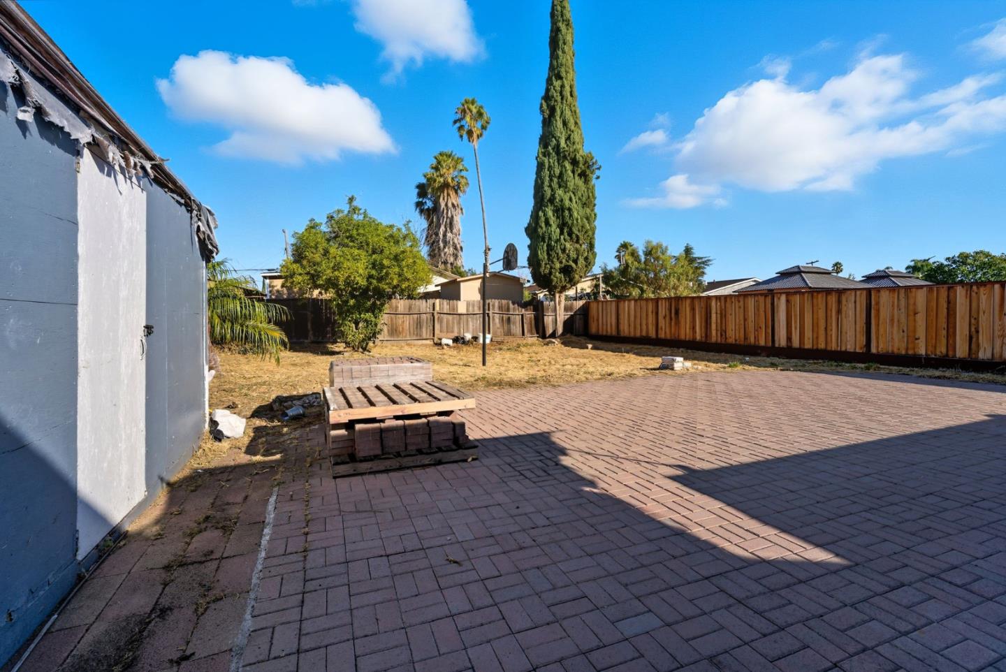 Detail Gallery Image 34 of 48 For 1829 Lavonne Ave, San Jose,  CA 95116 - 3 Beds | 2 Baths