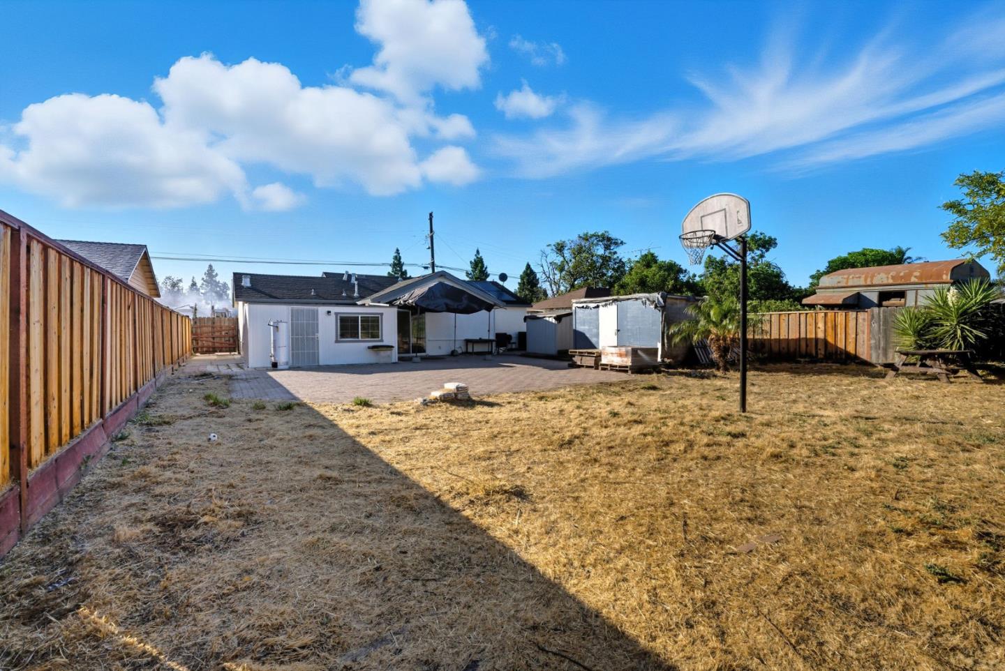 Detail Gallery Image 39 of 48 For 1829 Lavonne Ave, San Jose,  CA 95116 - 3 Beds | 2 Baths
