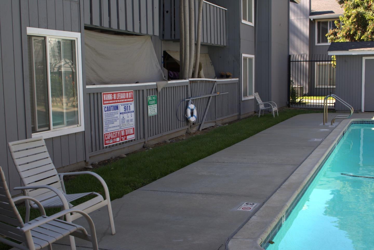Detail Gallery Image 25 of 27 For 96 Rancho Dr #B,  San Jose,  CA 95111 - 2 Beds | 2 Baths