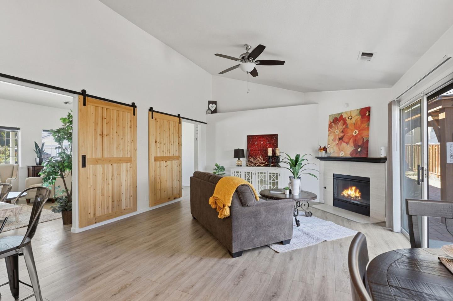 Detail Gallery Image 11 of 31 For 1680 El Camino De Vida, Hollister,  CA 95023 - 3 Beds | 2 Baths