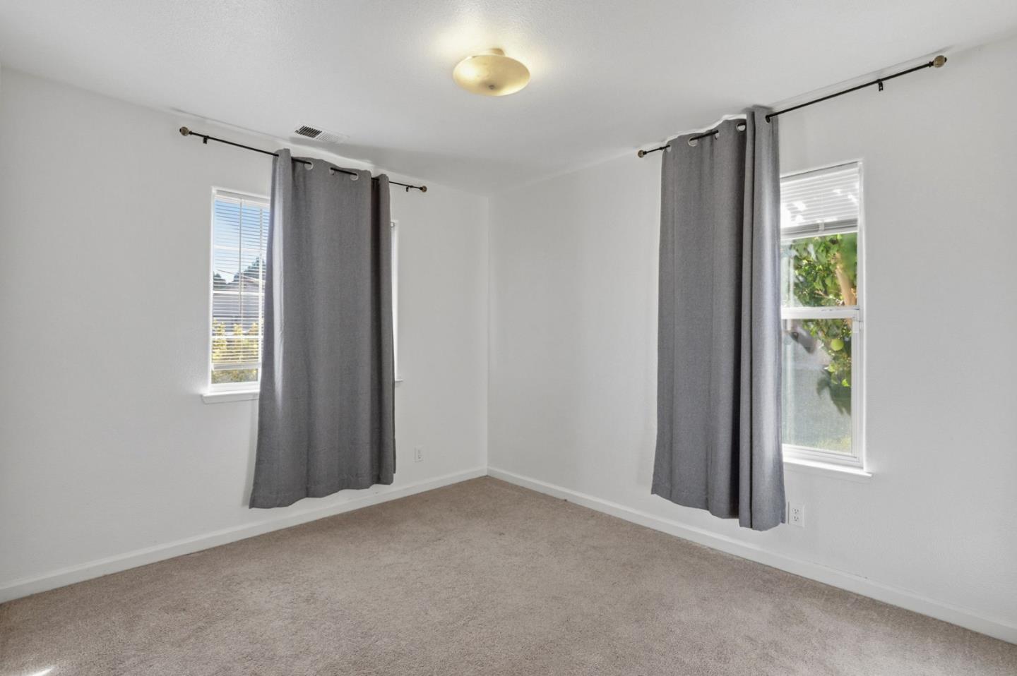 Detail Gallery Image 18 of 31 For 1680 El Camino De Vida, Hollister,  CA 95023 - 3 Beds | 2 Baths