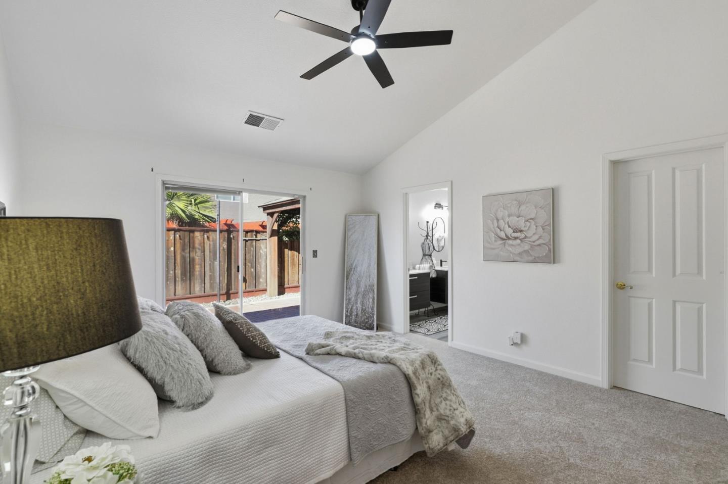 Detail Gallery Image 23 of 31 For 1680 El Camino De Vida, Hollister,  CA 95023 - 3 Beds | 2 Baths