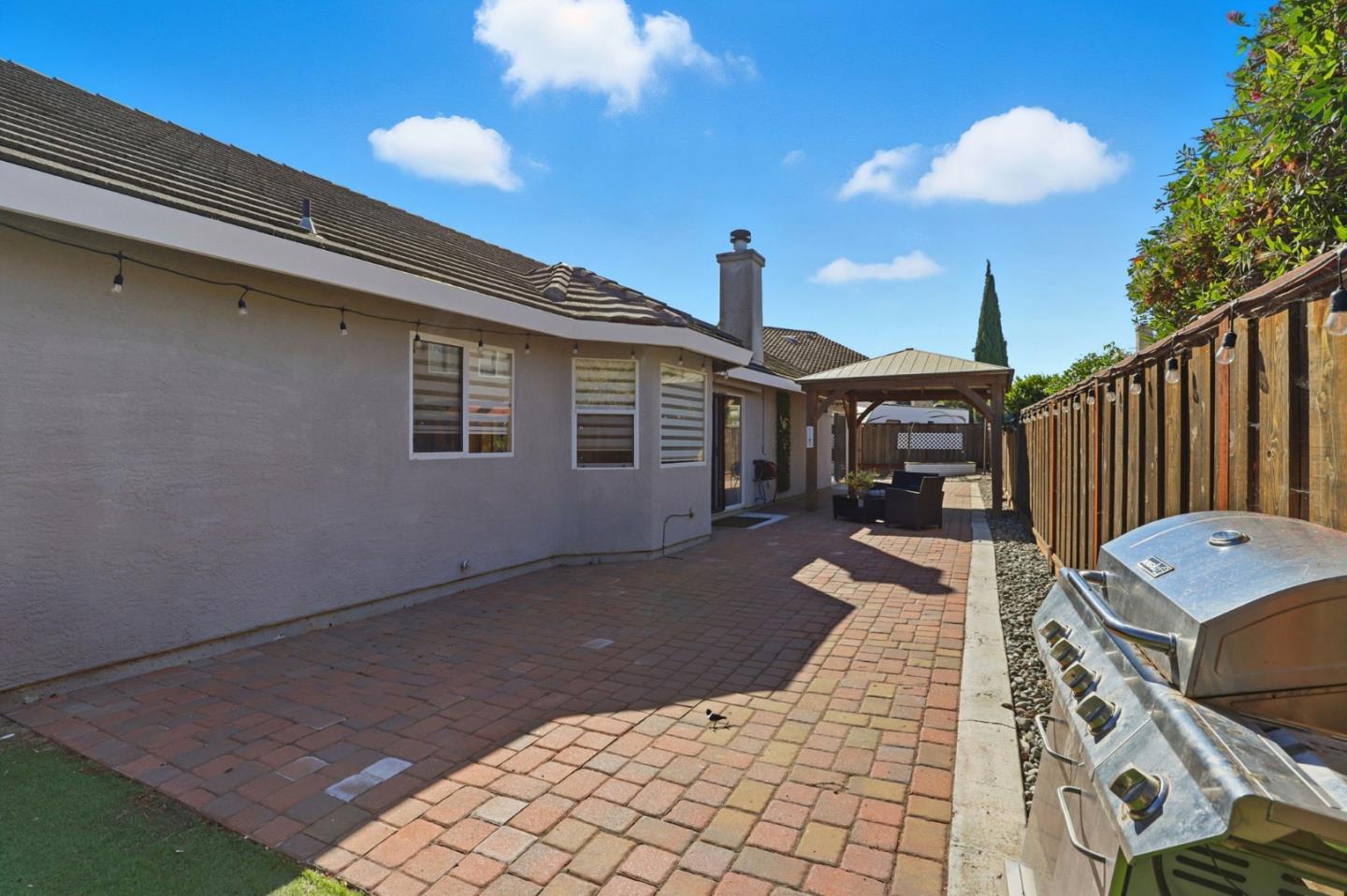 Detail Gallery Image 30 of 31 For 1680 El Camino De Vida, Hollister,  CA 95023 - 3 Beds | 2 Baths