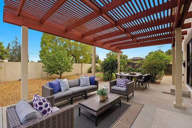 Detail Gallery Image 31 of 40 For 21035 Lauretta Dr, Cupertino,  CA 95014 - 4 Beds | 2/1 Baths