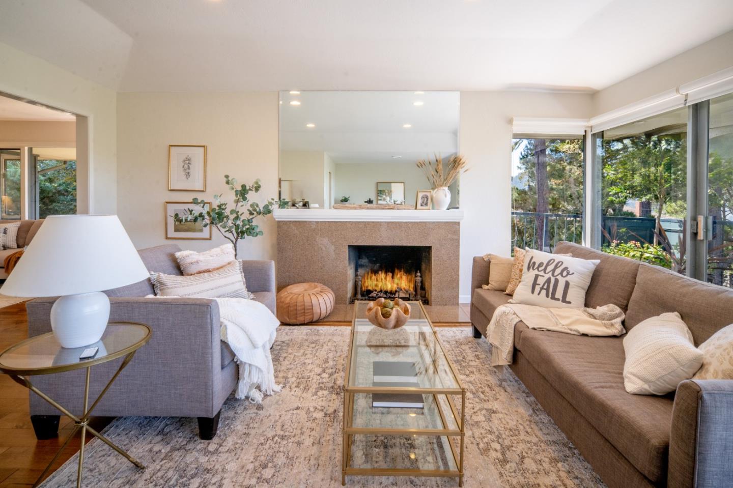 Detail Gallery Image 5 of 47 For 27 Del Mesa Carmel, Carmel,  CA 93923 - 2 Beds | 2 Baths