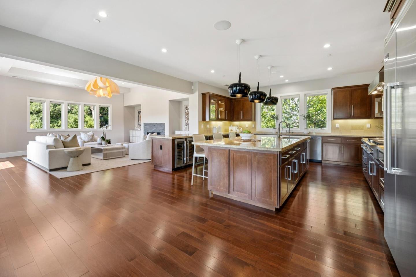 Detail Gallery Image 18 of 57 For 24580 Ruth Lee Ct, Los Altos,  CA 94024 - 5 Beds | 4/1 Baths