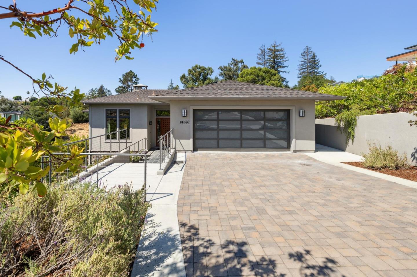 Detail Gallery Image 2 of 57 For 24580 Ruth Lee Ct, Los Altos,  CA 94024 - 5 Beds | 4/1 Baths