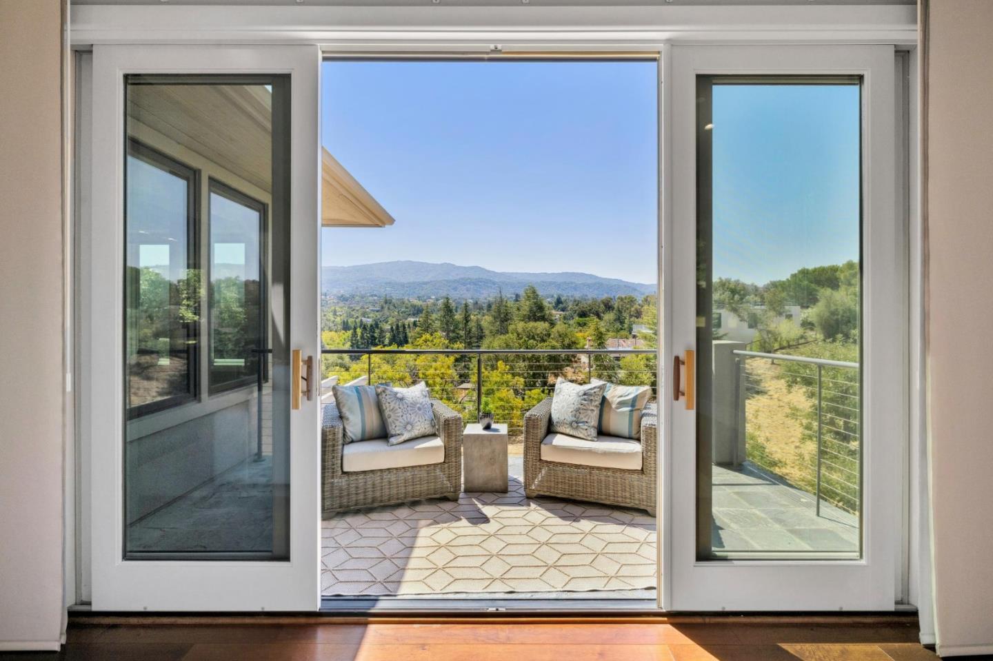 Detail Gallery Image 28 of 57 For 24580 Ruth Lee Ct, Los Altos,  CA 94024 - 5 Beds | 4/1 Baths