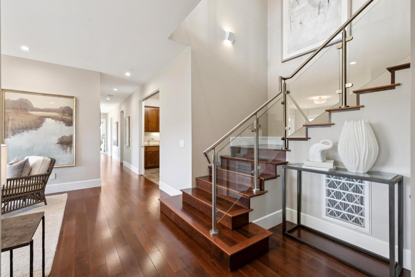 Detail Gallery Image 30 of 57 For 24580 Ruth Lee Ct, Los Altos,  CA 94024 - 5 Beds | 4/1 Baths