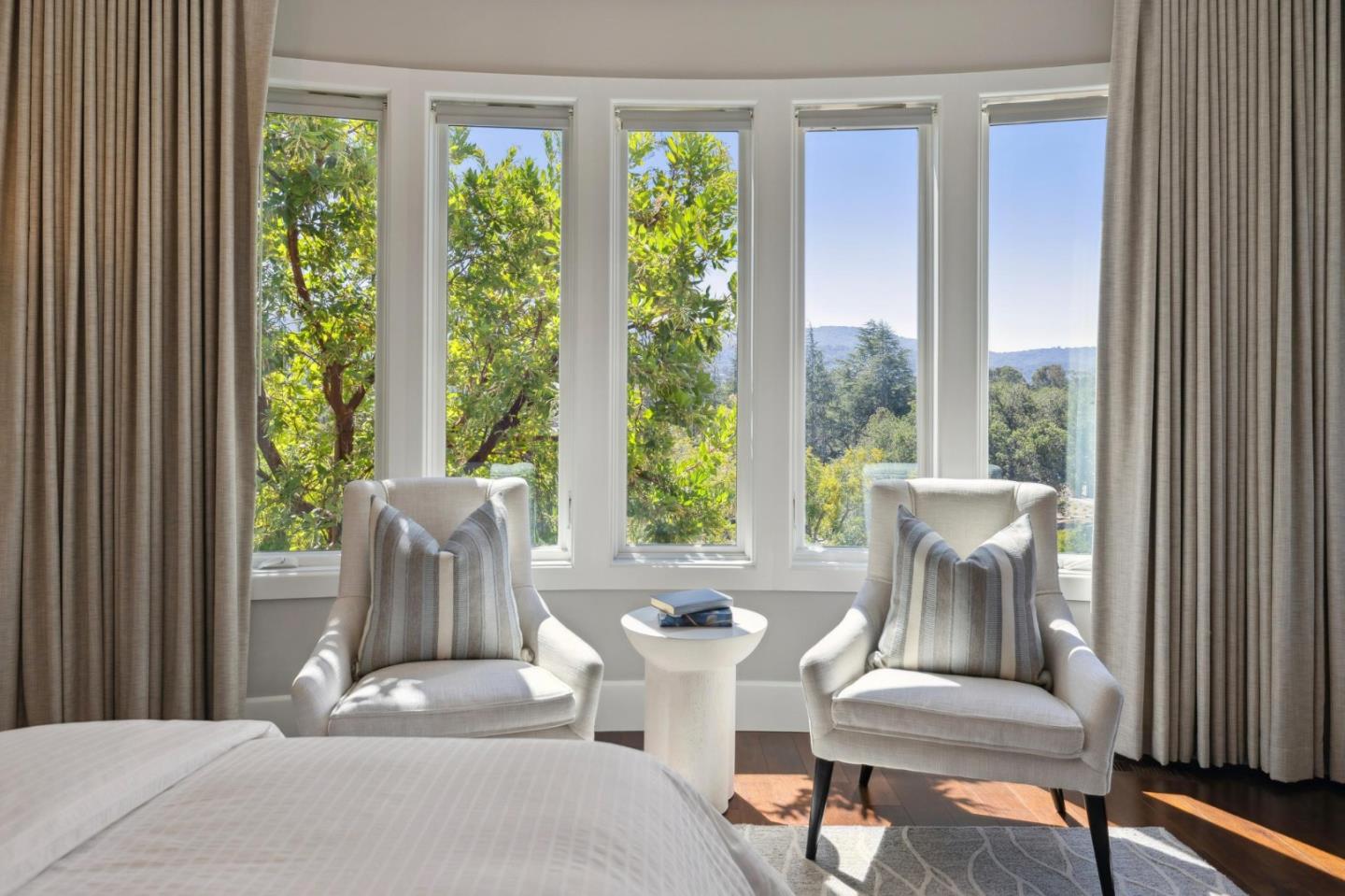 Detail Gallery Image 35 of 57 For 24580 Ruth Lee Ct, Los Altos,  CA 94024 - 5 Beds | 4/1 Baths