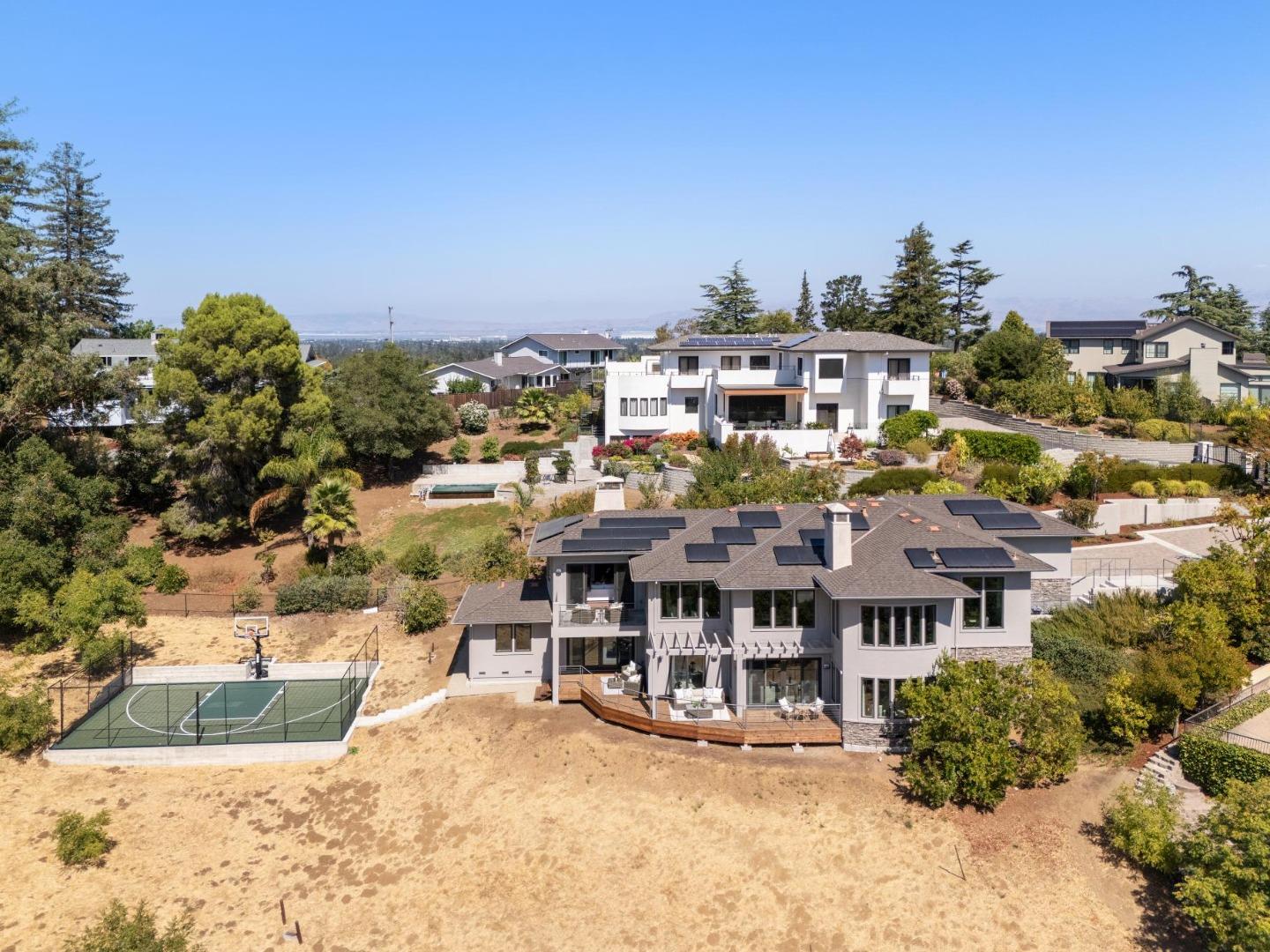 Detail Gallery Image 53 of 57 For 24580 Ruth Lee Ct, Los Altos,  CA 94024 - 5 Beds | 4/1 Baths