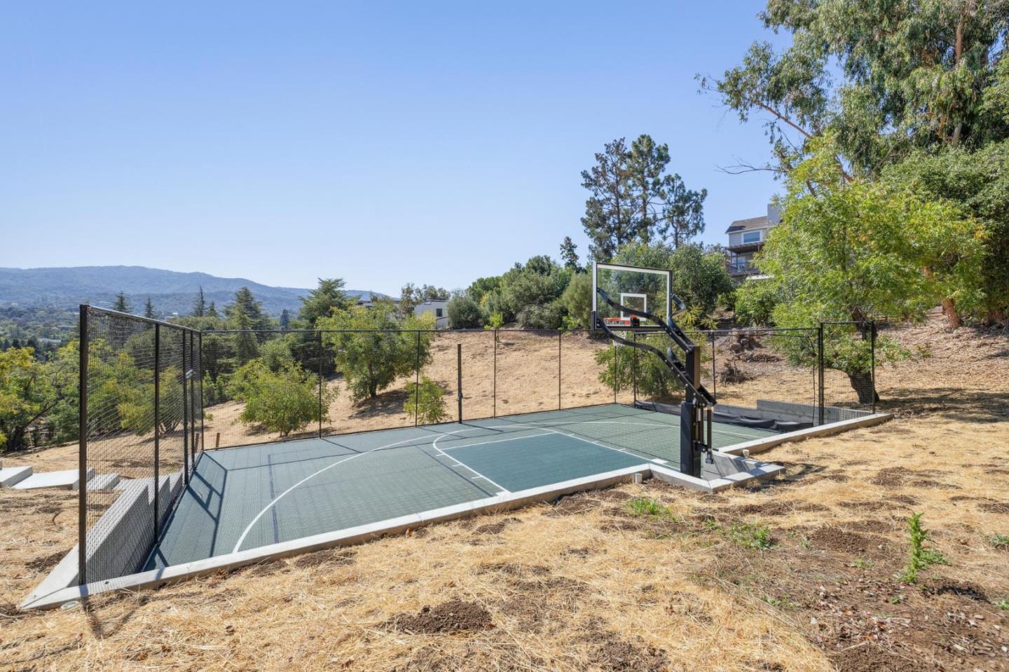 Detail Gallery Image 55 of 57 For 24580 Ruth Lee Ct, Los Altos,  CA 94024 - 5 Beds | 4/1 Baths