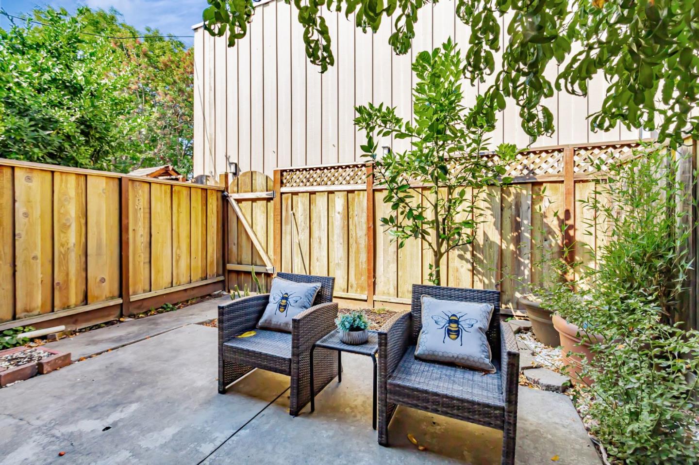 Detail Gallery Image 22 of 28 For 836 Pomeroy Ave #70,  Santa Clara,  CA 95051 - 2 Beds | 1/1 Baths
