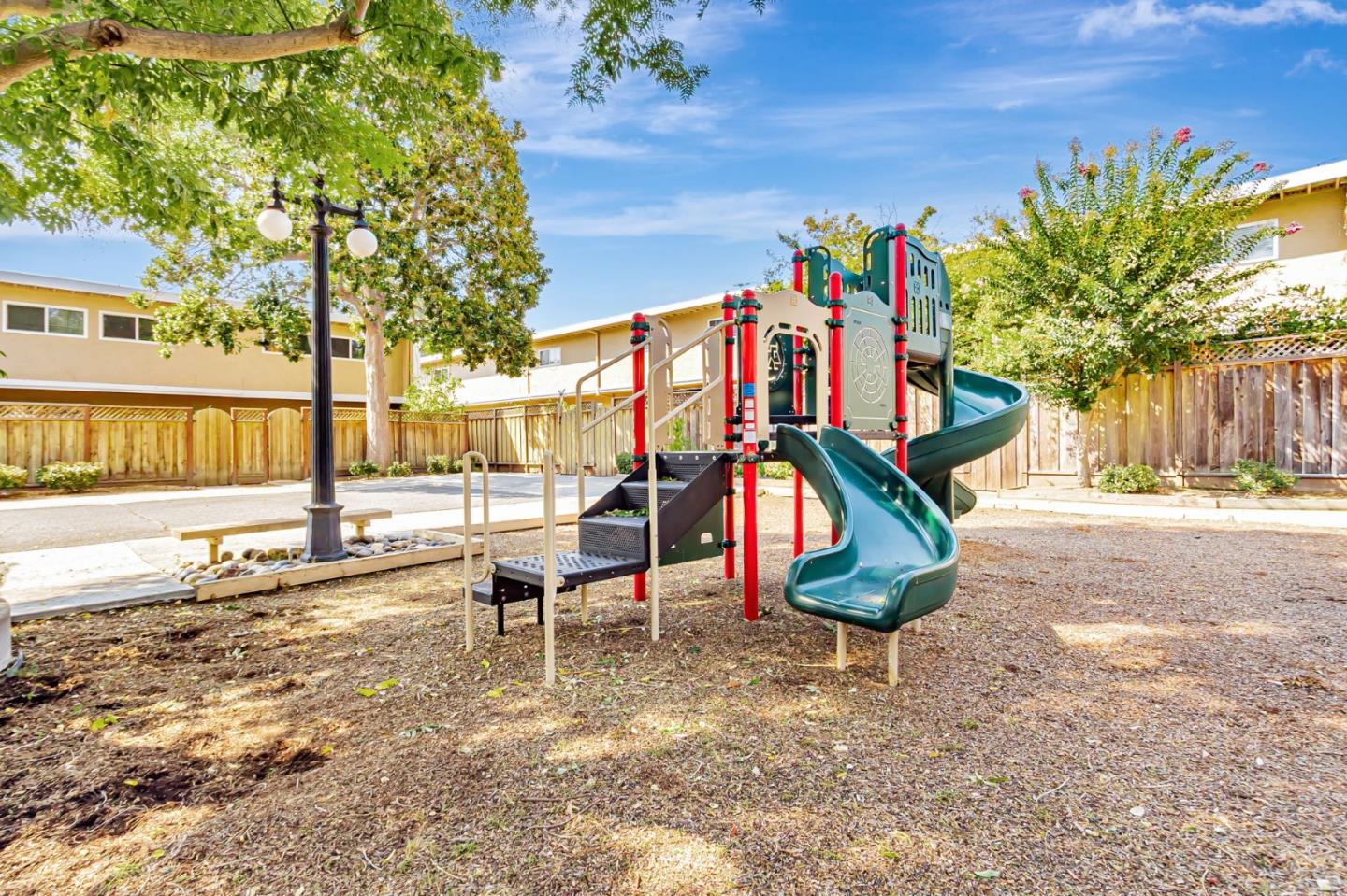 Detail Gallery Image 28 of 28 For 836 Pomeroy Ave #70,  Santa Clara,  CA 95051 - 2 Beds | 1/1 Baths