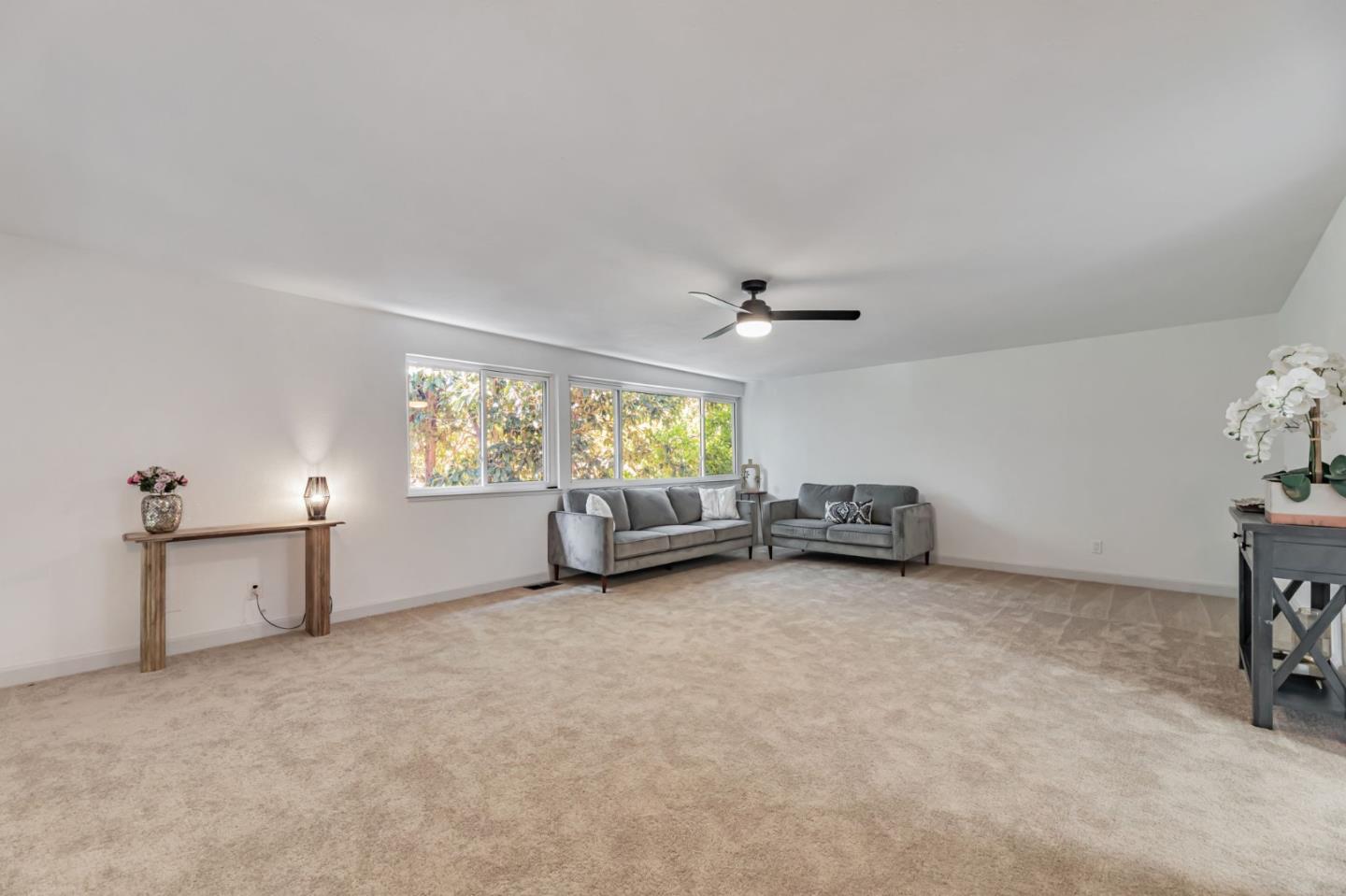 Detail Gallery Image 17 of 38 For 277 Dondero Way, San Jose,  CA 95119 - 5 Beds | 2/1 Baths