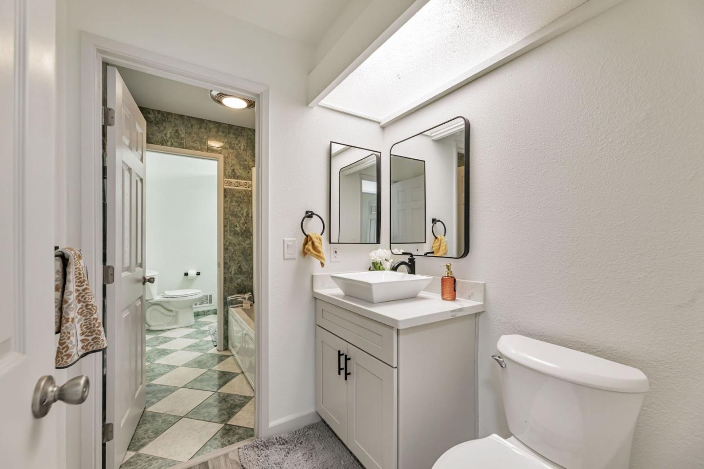 Detail Gallery Image 28 of 38 For 277 Dondero Way, San Jose,  CA 95119 - 5 Beds | 2/1 Baths