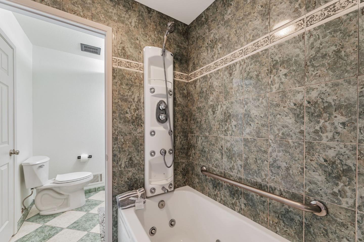 Detail Gallery Image 29 of 38 For 277 Dondero Way, San Jose,  CA 95119 - 5 Beds | 2/1 Baths