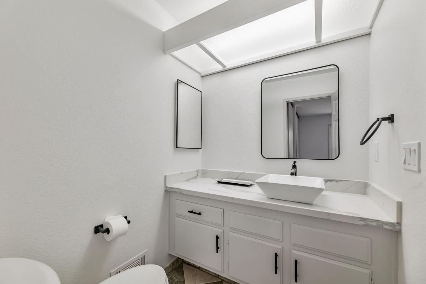 Detail Gallery Image 30 of 38 For 277 Dondero Way, San Jose,  CA 95119 - 5 Beds | 2/1 Baths