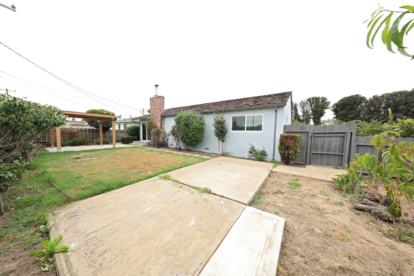 Detail Gallery Image 10 of 10 For 44 Oconnor Cir, Salinas,  CA 93906 - 3 Beds | 1/1 Baths