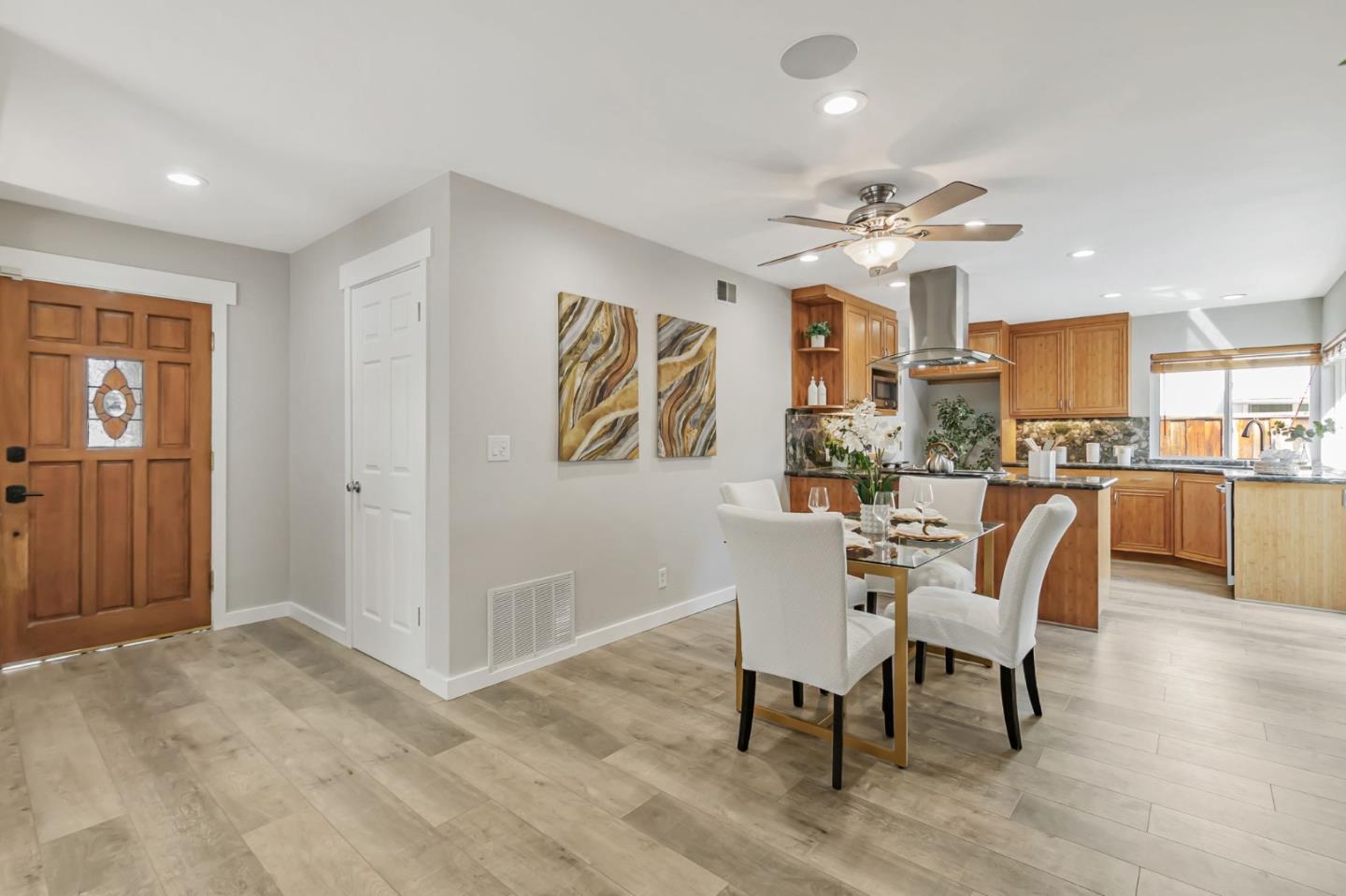 Detail Gallery Image 17 of 51 For 364 Utica Ln, San Jose,  CA 95123 - 3 Beds | 2 Baths