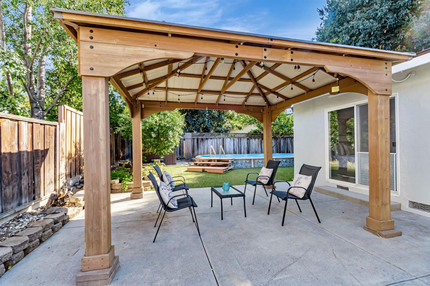 Detail Gallery Image 30 of 51 For 364 Utica Ln, San Jose,  CA 95123 - 3 Beds | 2 Baths