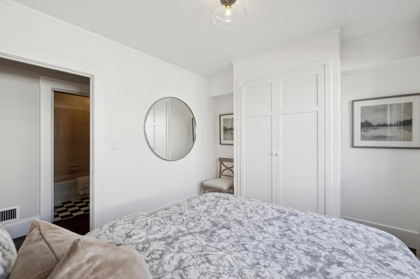 Detail Gallery Image 19 of 50 For 1325 Paloma Ave, Burlingame,  CA 94010 - 4 Beds | 2/1 Baths