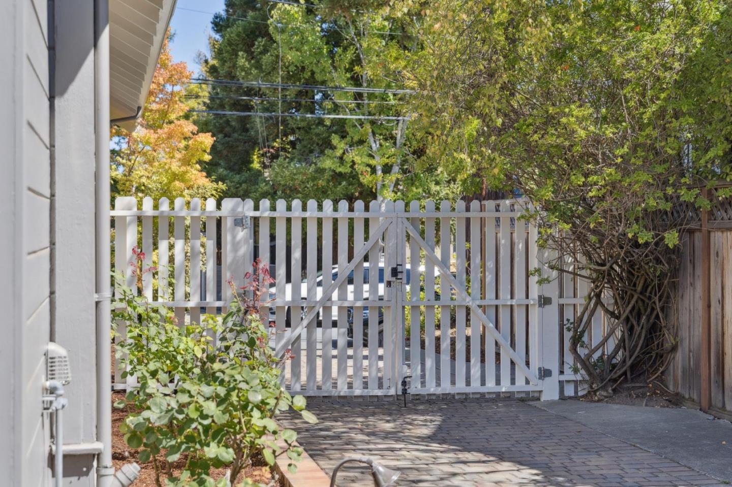 Detail Gallery Image 48 of 50 For 1325 Paloma Ave, Burlingame,  CA 94010 - 4 Beds | 2/1 Baths