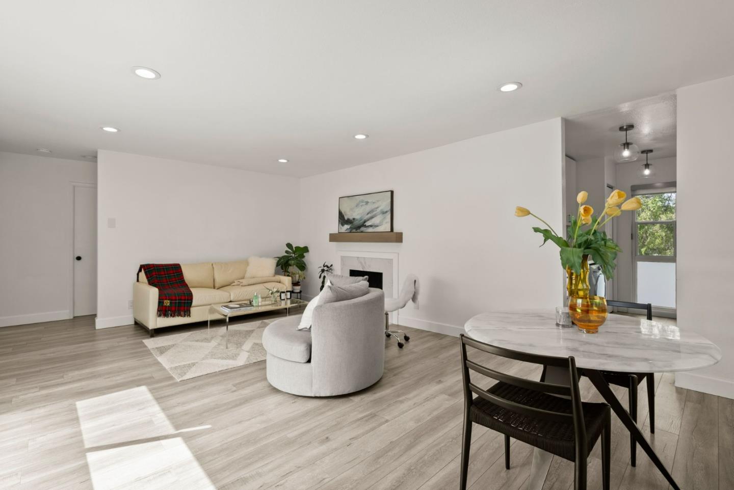 Detail Gallery Image 7 of 31 For 1919 Alameda De Las Pulgas #80,  San Mateo,  CA 94403 - 2 Beds | 1 Baths