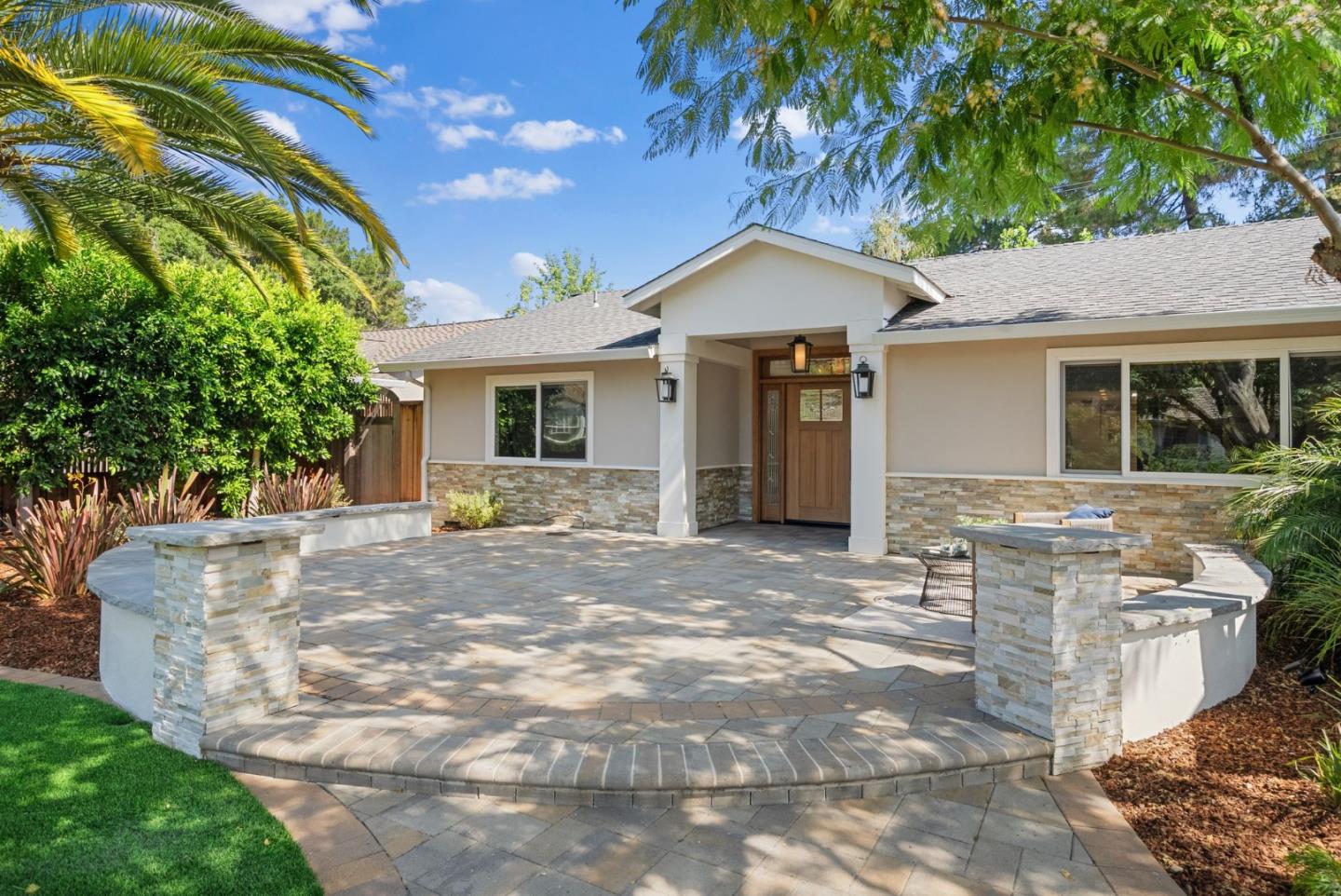 Detail Gallery Image 3 of 56 For 1271 Petersen Ct, Los Altos,  CA 94024 - 4 Beds | 3/1 Baths