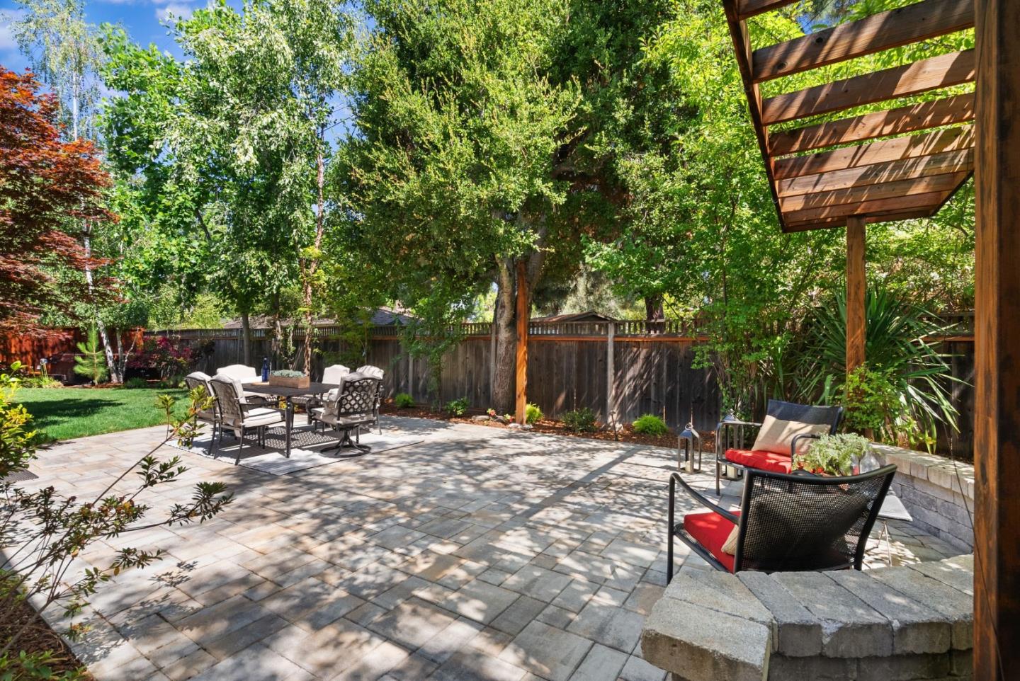 Detail Gallery Image 52 of 56 For 1271 Petersen Ct, Los Altos,  CA 94024 - 4 Beds | 3/1 Baths