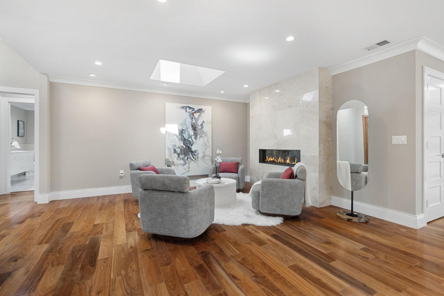 Detail Gallery Image 8 of 56 For 1271 Petersen Ct, Los Altos,  CA 94024 - 4 Beds | 3/1 Baths