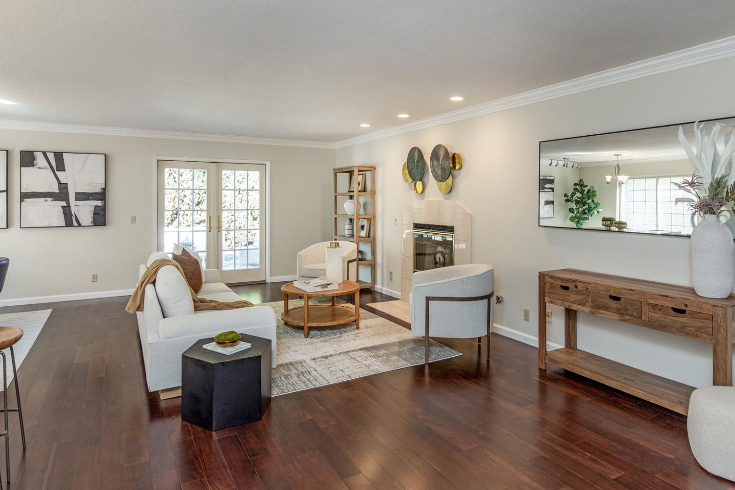 Detail Gallery Image 4 of 21 For 10021 Carmona Ct, Cupertino,  CA 95014 - 3 Beds | 2/1 Baths