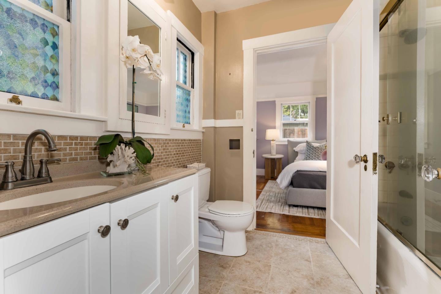 Detail Gallery Image 12 of 20 For 671 Kingsley Ave, Palo Alto,  CA 94301 - 2 Beds | 1 Baths