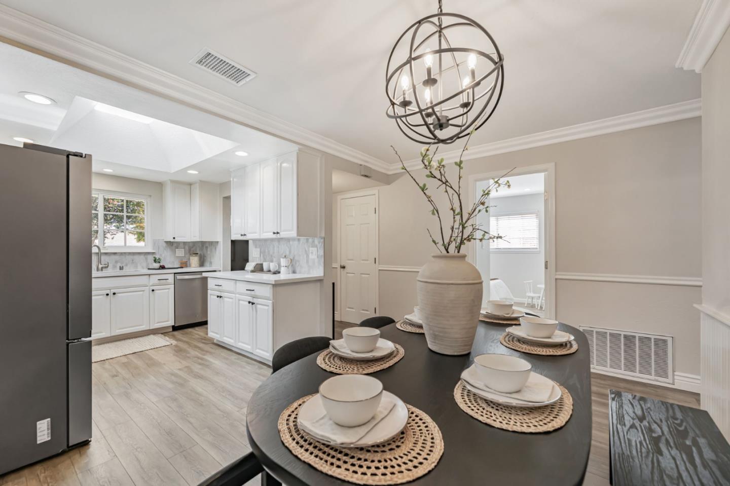 Detail Gallery Image 18 of 47 For 5897 Cabral Ave, San Jose,  CA 95123 - 4 Beds | 2 Baths