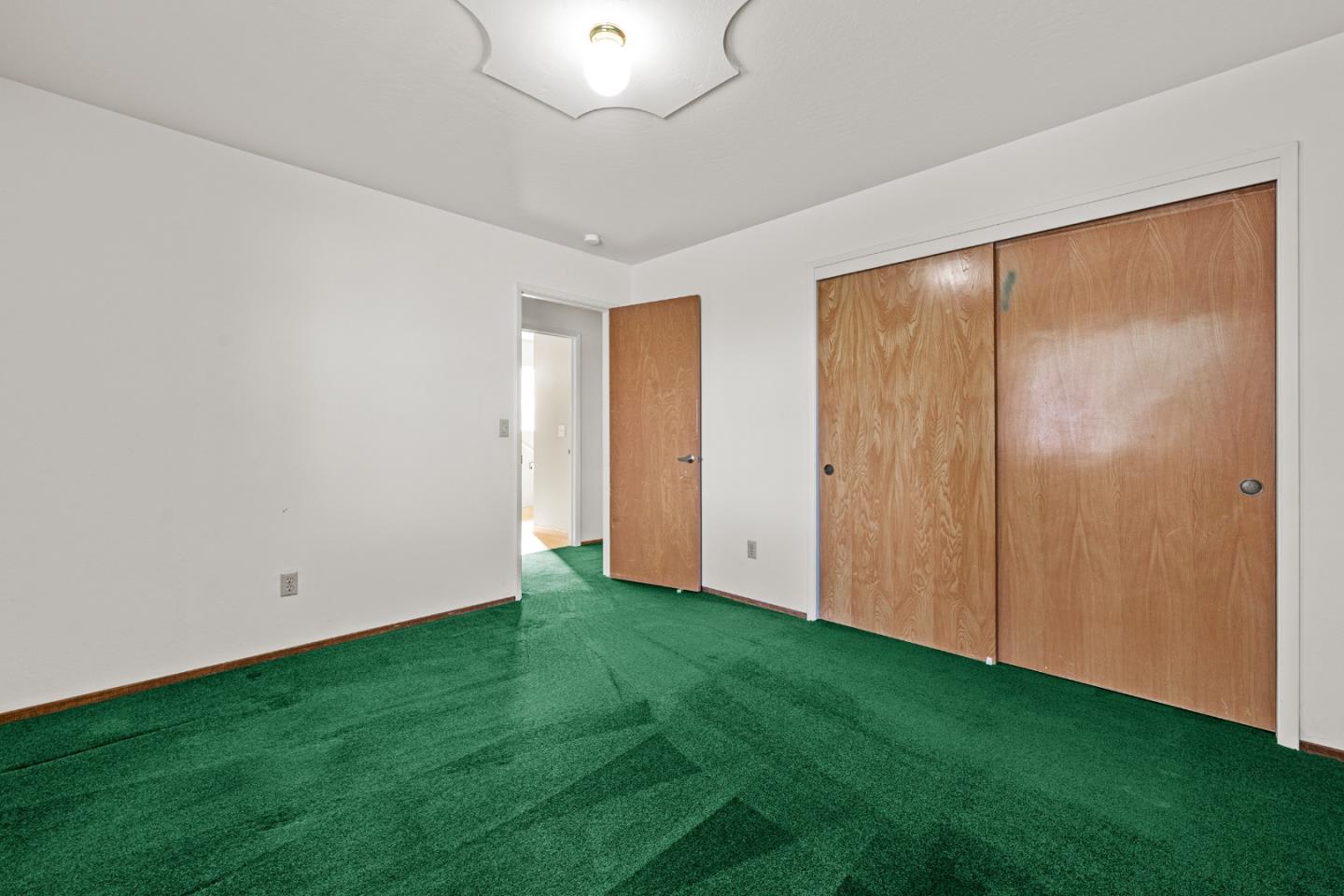 Detail Gallery Image 33 of 55 For 1050 Juniper Dr, Hollister,  CA 95023 - 4 Beds | 2/1 Baths