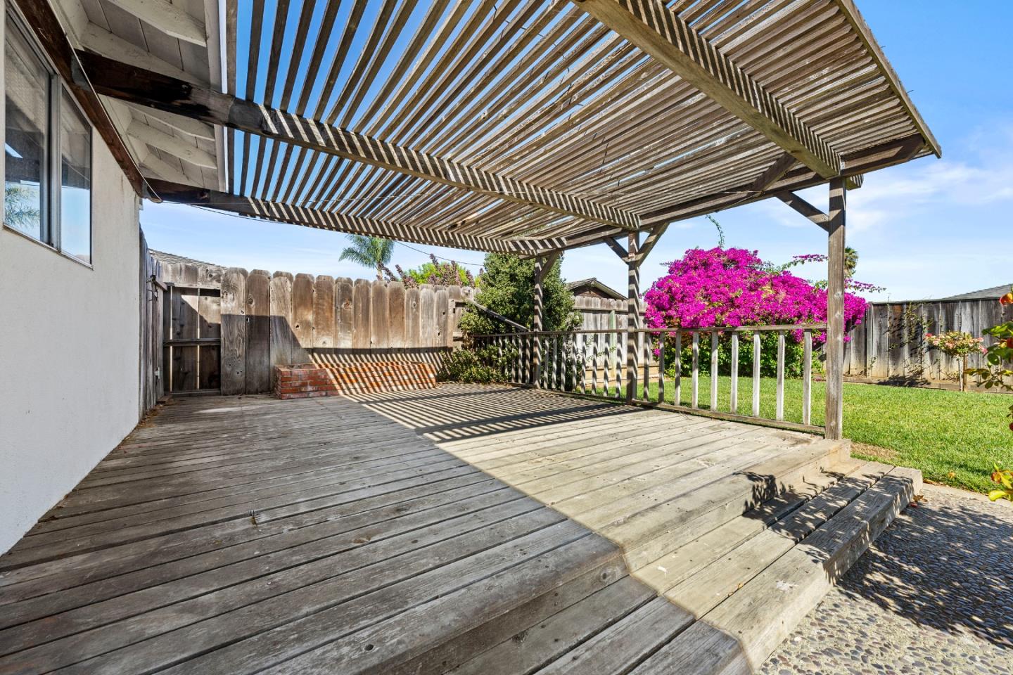 Detail Gallery Image 43 of 55 For 1050 Juniper Dr, Hollister,  CA 95023 - 4 Beds | 2/1 Baths