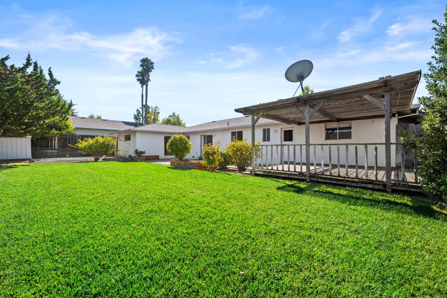 Detail Gallery Image 47 of 55 For 1050 Juniper Dr, Hollister,  CA 95023 - 4 Beds | 2/1 Baths