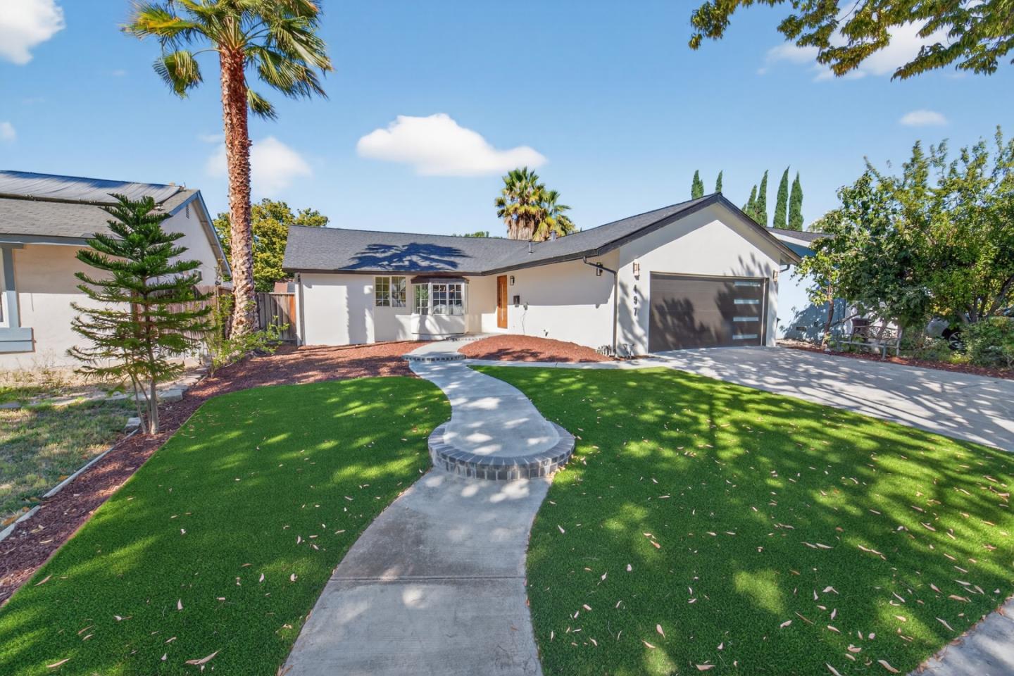 Detail Gallery Image 3 of 42 For 497 Curie Dr, San Jose,  CA 95123 - 3 Beds | 2 Baths