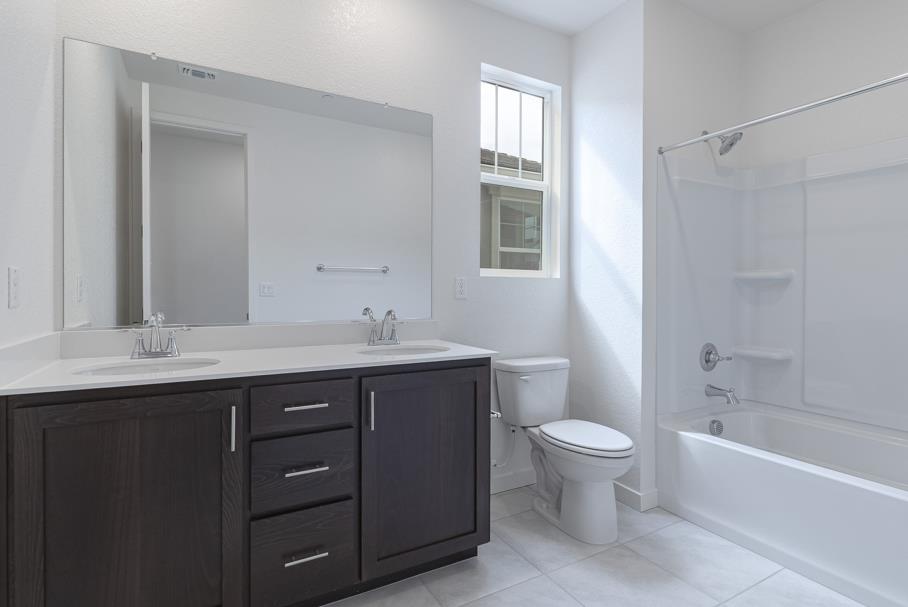 Detail Gallery Image 15 of 20 For 1836 S Angad St, Mountain House,  CA 95391 - 4 Beds | 3 Baths