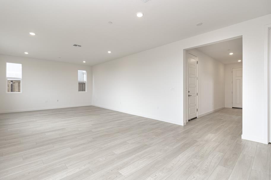 Detail Gallery Image 7 of 20 For 1836 S Angad St, Mountain House,  CA 95391 - 4 Beds | 3 Baths