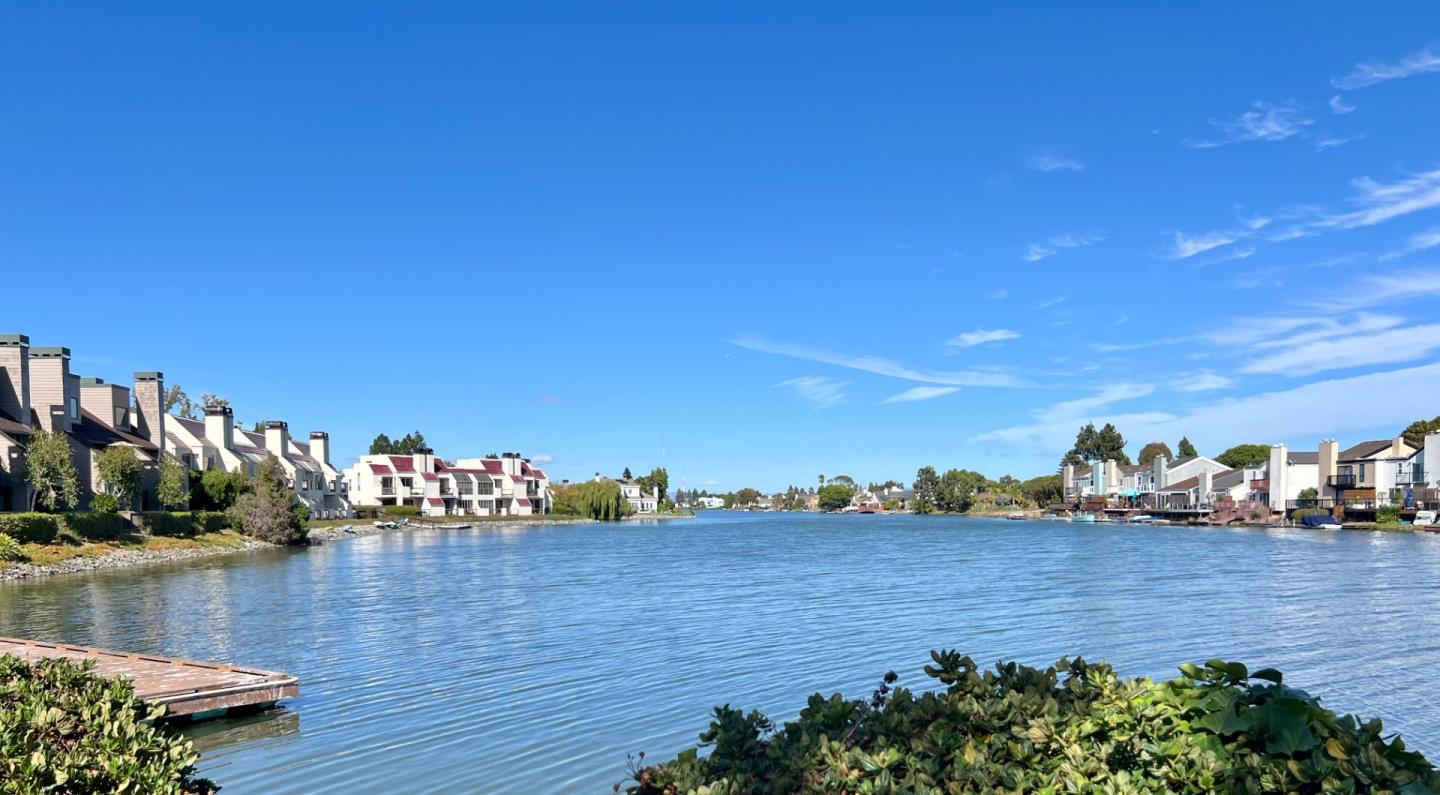 Detail Gallery Image 13 of 45 For 69 Cove Ln, Redwood City,  CA 94065 - 1 Beds | 1 Baths